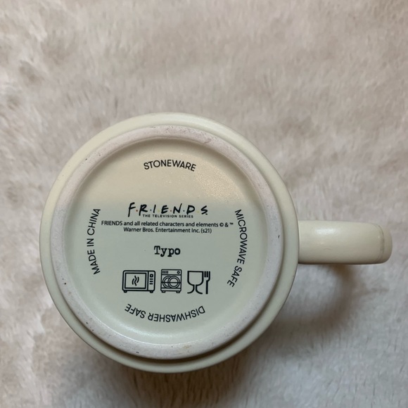 Friends ‘Central Perk’ mug - Picture 4 of 4